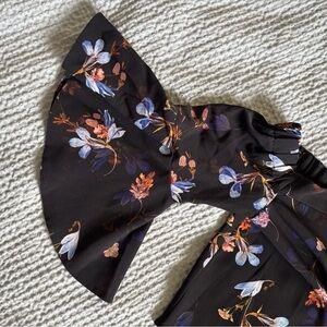 Topshop Floral Bell Sleeve Top - 6